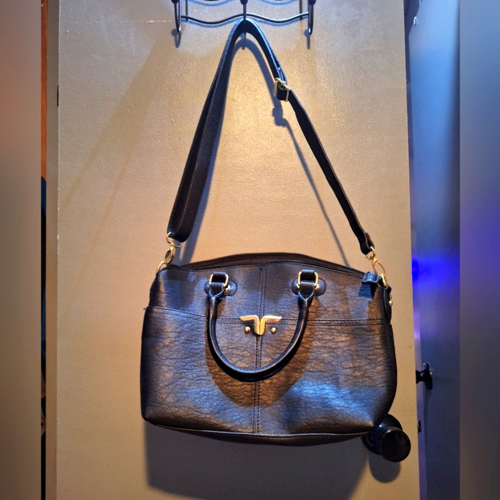 Bueno Women's Handbag - Purse in Black